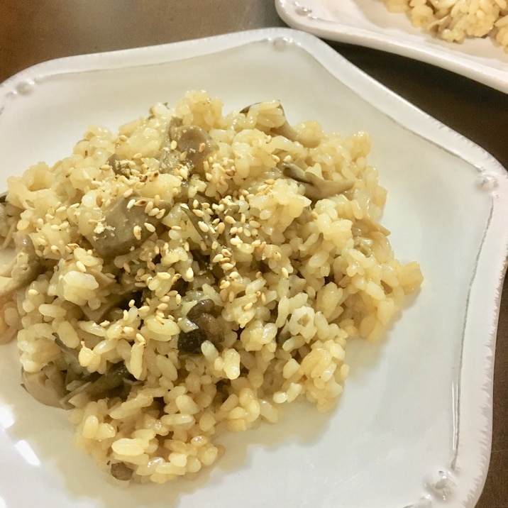 ご飯に混ぜるだけ‼きのこバターライス